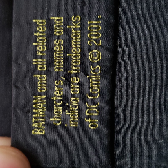 Y2K DC Comics 2001 Batman Shirt - Picture 7 of 10